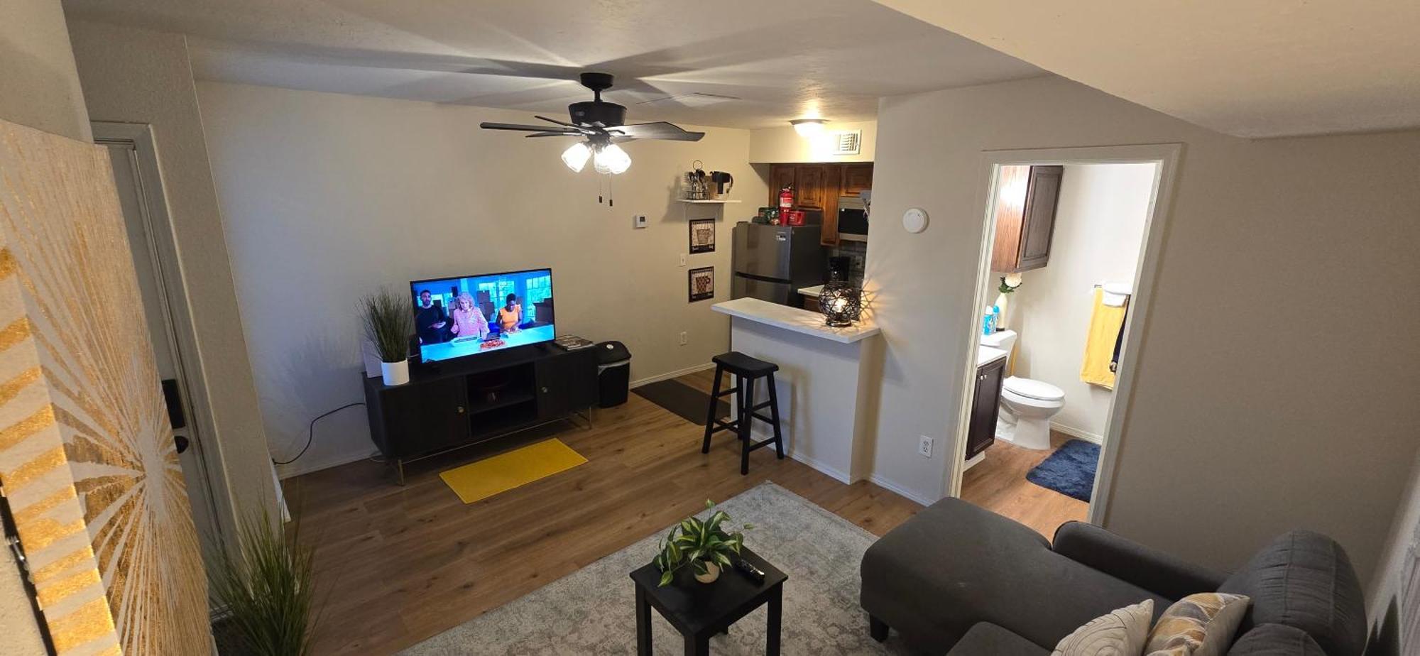 Cozy Updated Cove Of Heaven, 5Mins To Lake Hefner! Oklahoma City Exterior photo